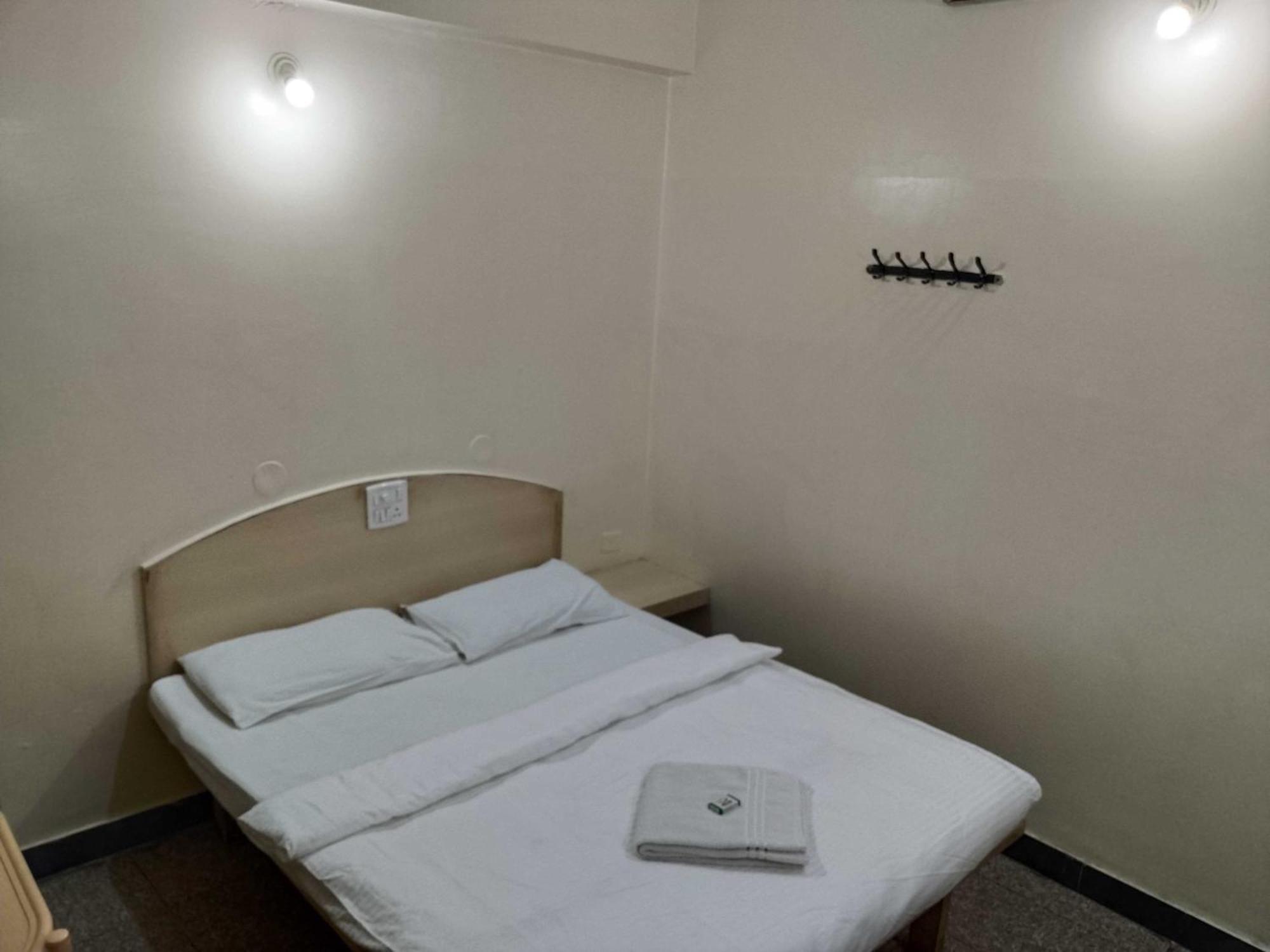 Hotel O Sri Vijaya Palace Lodging Bangalore Eksteriør billede